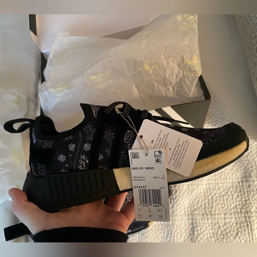 2022 Neighborhood x NMD R1 ‘Black Paisley Bandana - Picture 4 of 5